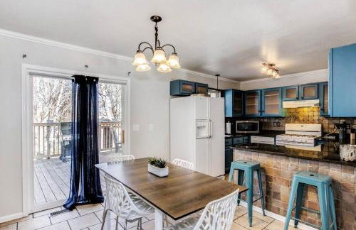 WOW! Spacious Retreat & amazing yard 2400+4bd/3bth - Foto 22