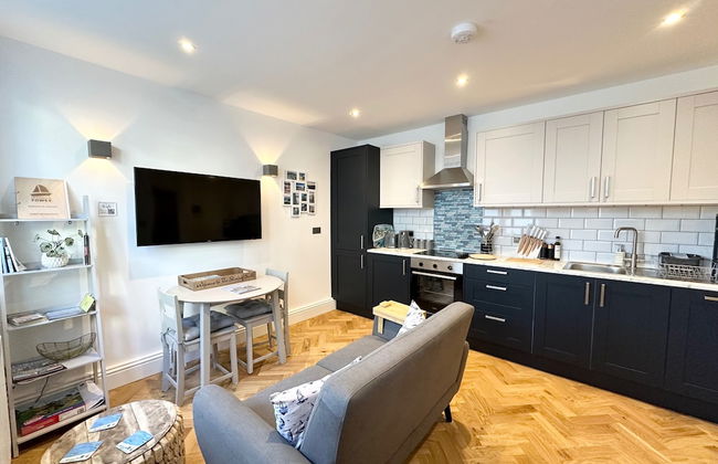 The Slipway Suite, Fowey Harbour & Parking 1 Min - Photo 23