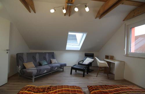 Gemütlich-moderne Ferienwohnung in ruhiger Lage - Foto 2