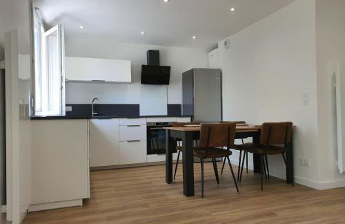 2 Chambres - 4 Couchages - Proche campus - Foto 3