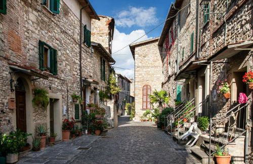 L'Umbrichella - casa vacanze in piccolo borgo medioevale - Foto 45