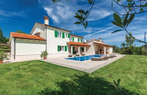 4 Bedroom Gorgeous Home In Pican - Photo 12