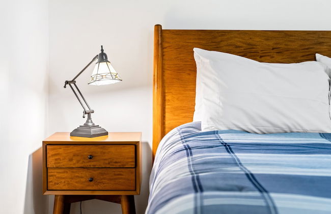 Screened-in Porch Walkable to Soco - Foto 12