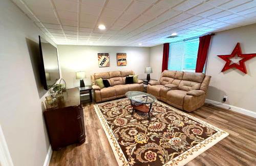 5BR With Movie & Game Rooms Near LakePoint PBR - Foto 21