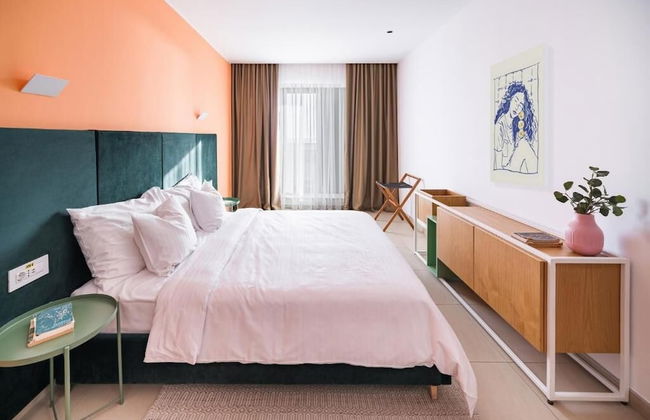 RIVA Mamaia Aparthotel - Photo 9