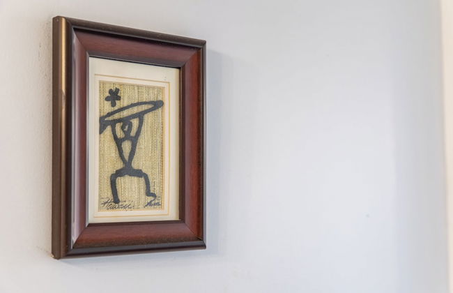 Partial Ocean View Condo with 2 Beds and Parking - Foto 29