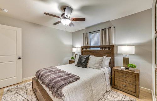 Hot Tub! Family Haven 3 Mi to Lake Ray Roberts - Foto 17