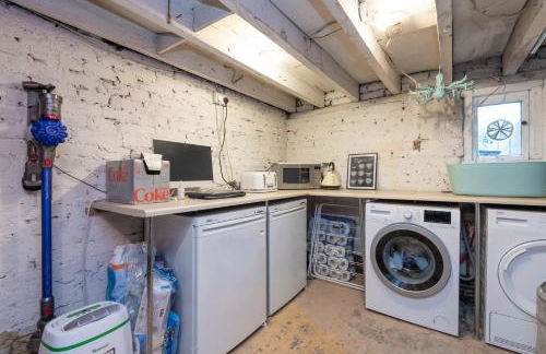 Stylish 3-Bed House in Brentford near Richmond - Foto 24