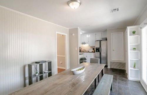 Enchanting Forestwood Retreat - Foto 25