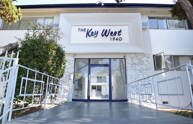 Hollywood Business Suites - Foto 1