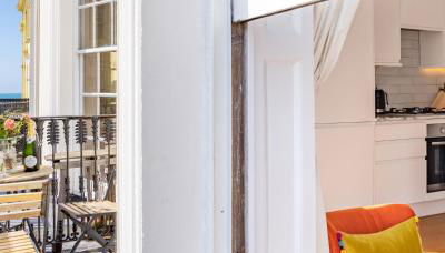 Mrs Butler Brighton Boutique by the Sea and Great Prices - Foto 3