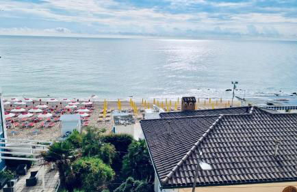 La Finestra sul Mare a 20 mt dal mare - Foto 16