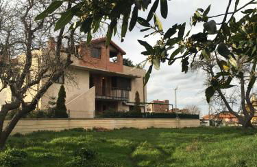 apartamento con jardín privado y barbacoa a 5 min playas santander - Foto 17