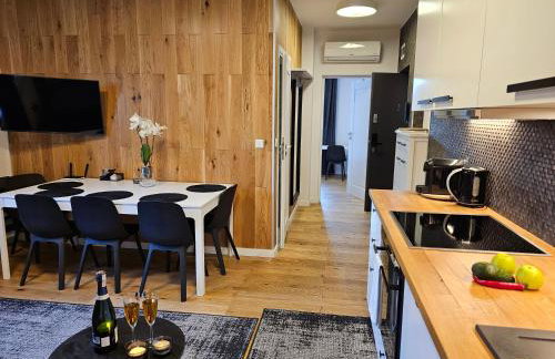 URBAN APARTMENTS Premium No 3, FREE PRIVATE PARKING, Self CHECK-IN - Foto 7