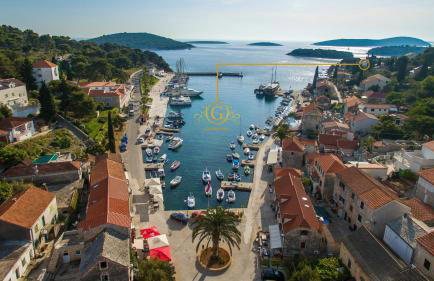 Golden view luxury apartment - Photo 5