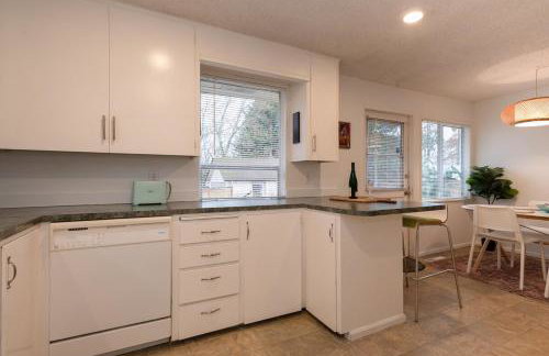 Spacious Retreat 3 Miles to Airport 12 to Seattle - Foto 39