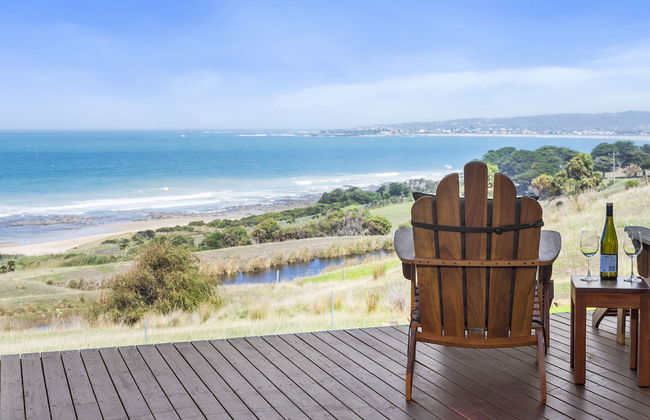 Seafarers Getaway - Photo 37