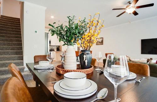 Savvy Retreat Pooler King Bed Gym Pool - Foto 28