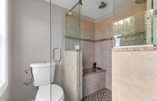 Beachfront Apartment - 8 min from downtown - Foto 15