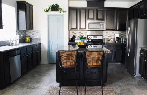 Entire Bungalow w/ Private Pool Near Palm Springs! - Foto 47