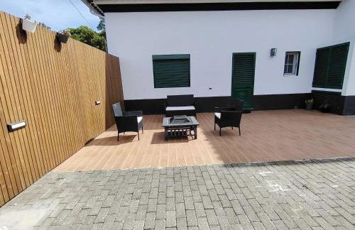 Batalha Family House - Photo 57