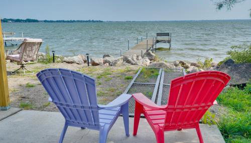 Lakefront Vacation Rental with Fire Pit and Dock! - Foto 2