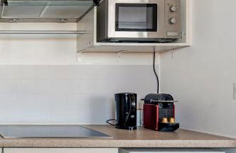 Cozy Retreat with Balcony - Lyon PartDieu TGV, Rhonexpress Airport - Photo 14