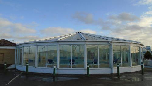 Caravan - Sleeps 8 - Pets Ok - Parking - Foto 3