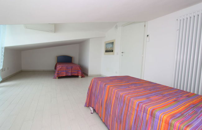 El Dorado Villas - Photo 5