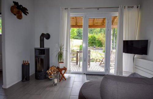 Holiday Home in Forest with Terrace & BBQ - Foto 21