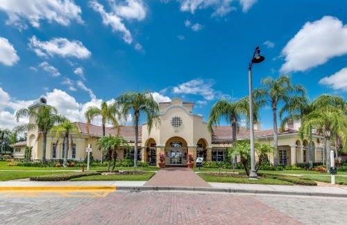 Newly Updated Condo, Near Conv. Center - Photo 53