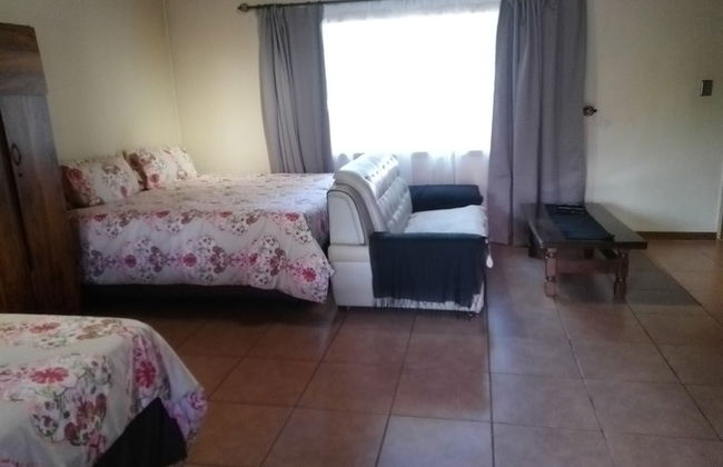 8 Soenie Avenue Self Catering - Foto 20