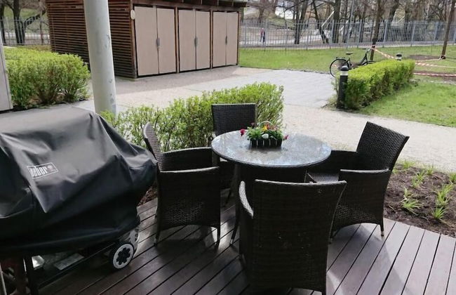 StayPlus Apt in Trendy Area Balcony - Foto 16