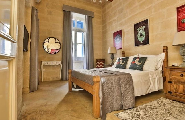 Myn Zondadari - Foto 1