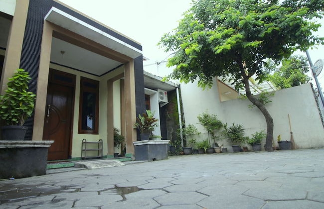 D'Java Homestay Lempuyangan By The Grand Java - Photo 1