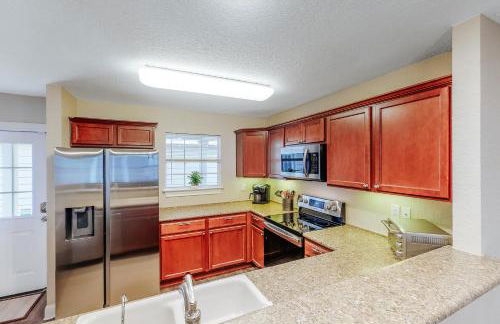 Welcoming home walkable to Steps of Alamodome & riverfront & near River Walk - Foto 9