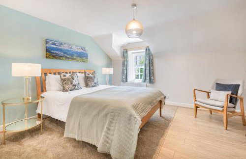 Lakeland Cottage - Bowness-on-Windermere sleeps 6 - Photo 3