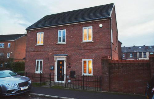 Cosy detached 3-bed, free parking, near Manchester - Foto 39