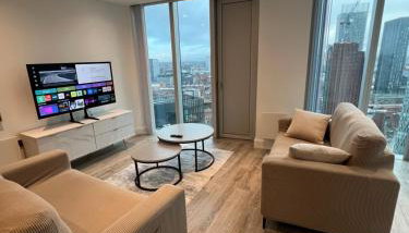 Lux Deansgate multi story apartment - Photo 3