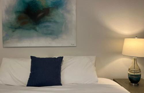 Walk to SXSW Venue, 2025 New Build Beauty at UT, Downtown, King Beds - Foto 27