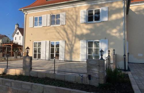 Lichtdurchflutete 65m2 Einliegerwohnung mit großer Südterrasse und Komfort-Bad - Foto 7