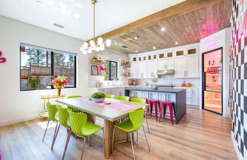 Flagstaff Barbie Dream House - Photo 8