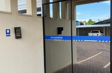 Apartamento com jardim e ar condicionado na sala e quartos na Av Blumenau - Foto 15