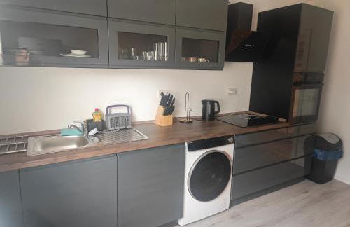 Work and Stay Attendorn 4 Schlafzimmer Neu Modernisiert Küche Bad Wohnzimmer Terrasse - Foto 21