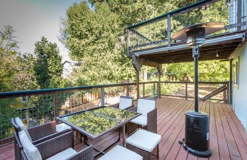 New Oasis -Spa -Firepit -BBQ- Decks-Pet friendly - Foto 16