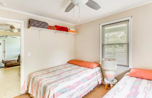 Charming Shallotte Home about 4 Mi to Ocean Isle Beach - Foto 9