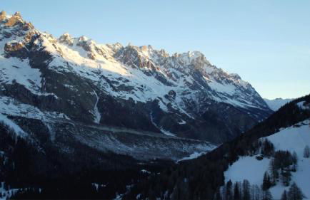 Chalet Chez Louis - Alpine Charm with Mont Blanc View & Ski Access - Foto 21