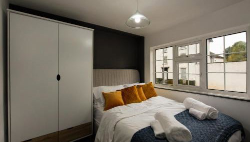 Donington Cottage Apt 7 - Photo 4