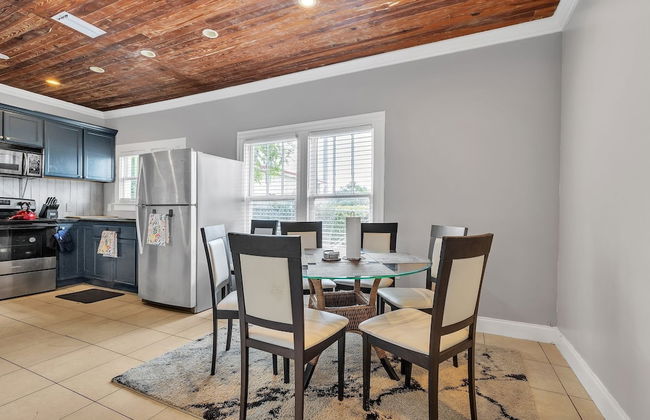 4br Comfort In Dania Beach - Close To Everything 4 Bedroom Home - Photo 1