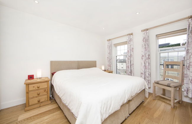 Up-market one Bedroom Apartment Just Minutes From the River Thames. Broughton rd - Foto 2